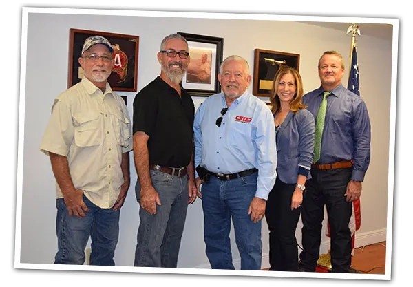 csr-heavy-construciton-family-photo